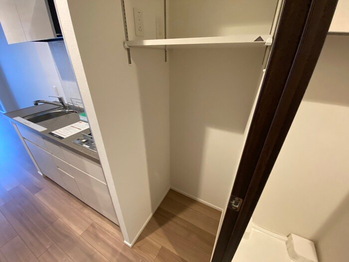 物件内観写真11　(収納)