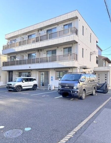 ＫＡＷＡＤＡ．Ｂ．Ｕ．７０４外観写真