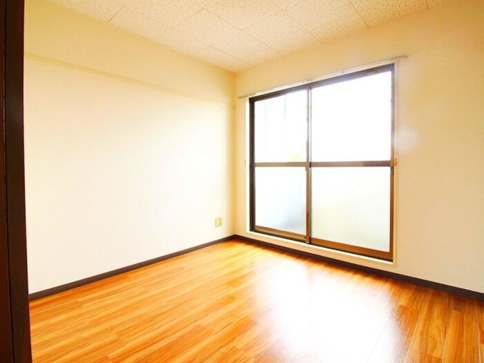 物件内観写真14　(居室)