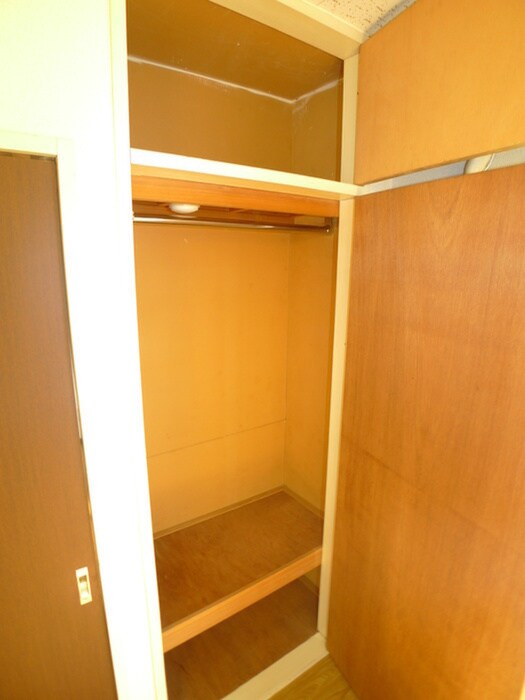 物件内観写真16　(収納)