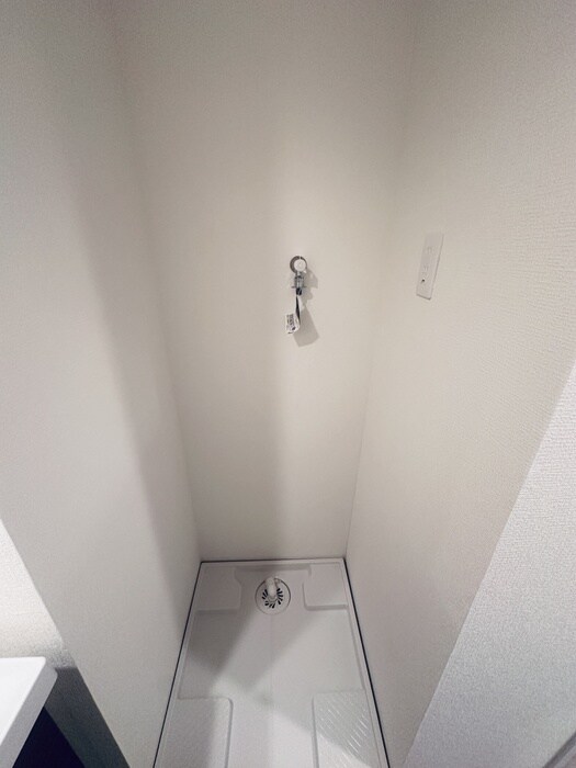 物件内観写真15　(洗濯機置場)