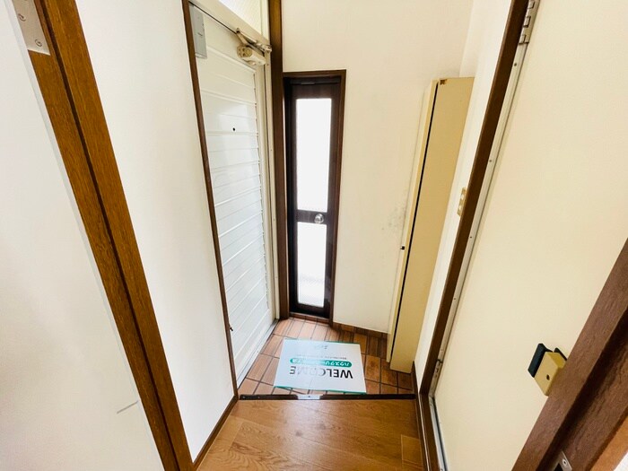 物件内観写真20　(玄関)