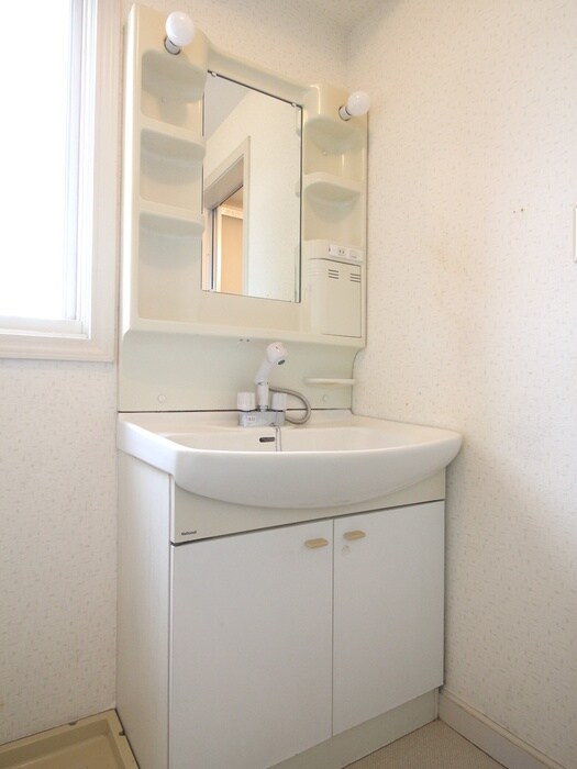 物件内観写真10　(洗面)