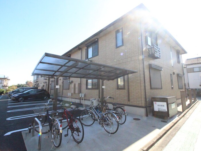 物件外観写真4　(外観写真)