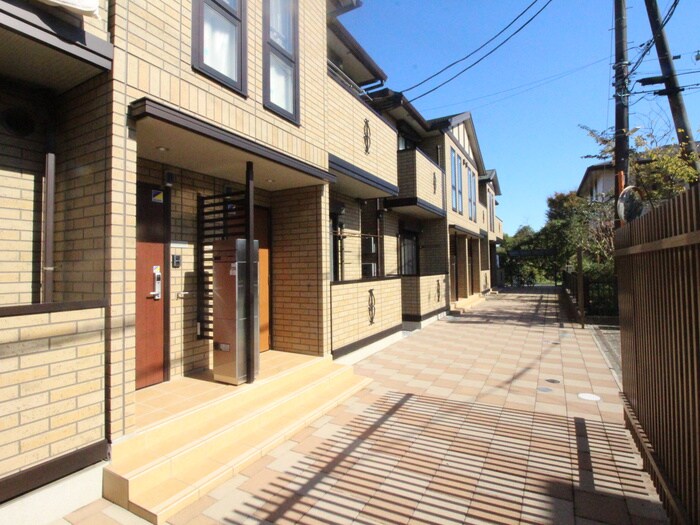 物件外観写真6　(外観写真)