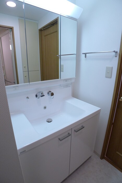 物件内観写真14　(洗面)