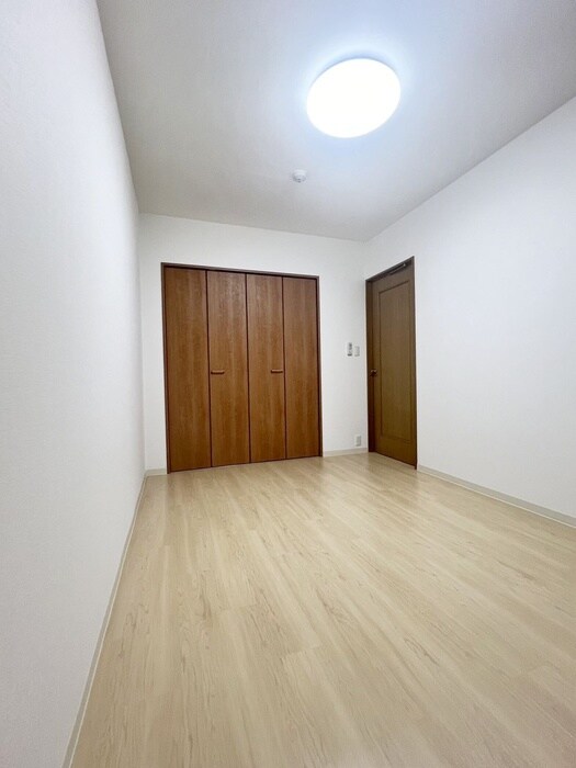 物件内観写真18　(居室)