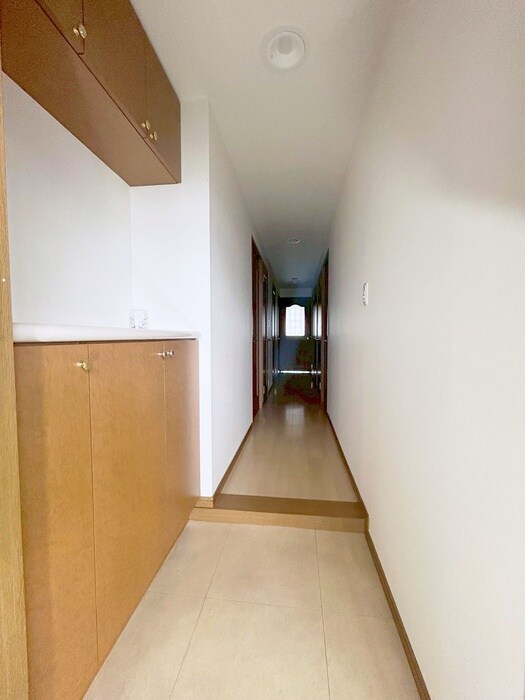 物件内観写真19　(廊下)