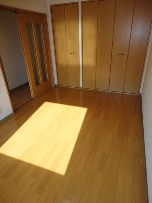 物件内観写真5　(居室)