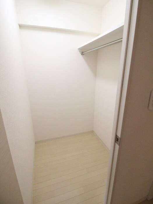 物件内観写真10　(収納)