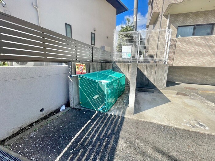 物件外観写真4　(建物設備)