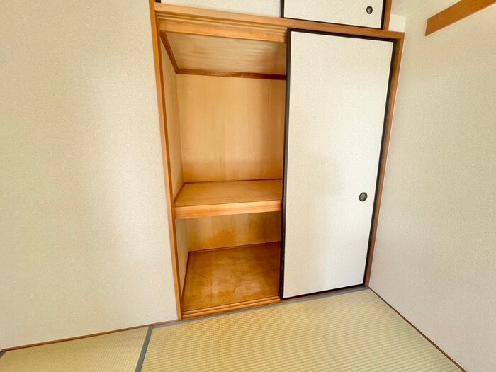 物件内観写真10　(収納)