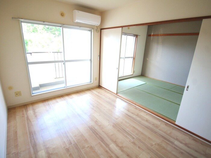 物件内観写真7　(居室)