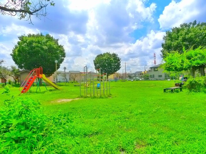 物件外観写真3　(周辺環境)