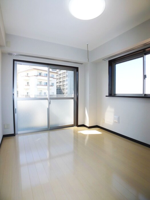 物件内観写真10　(居室)