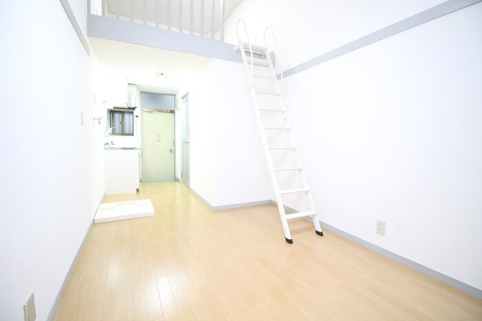 物件内観写真9　(居室)