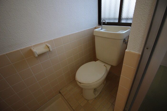 物件内観写真13　(トイレ)