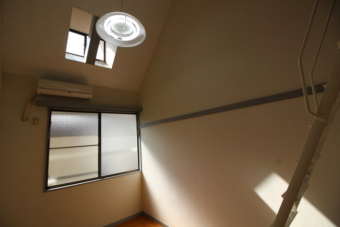 物件内観写真21　(居室)