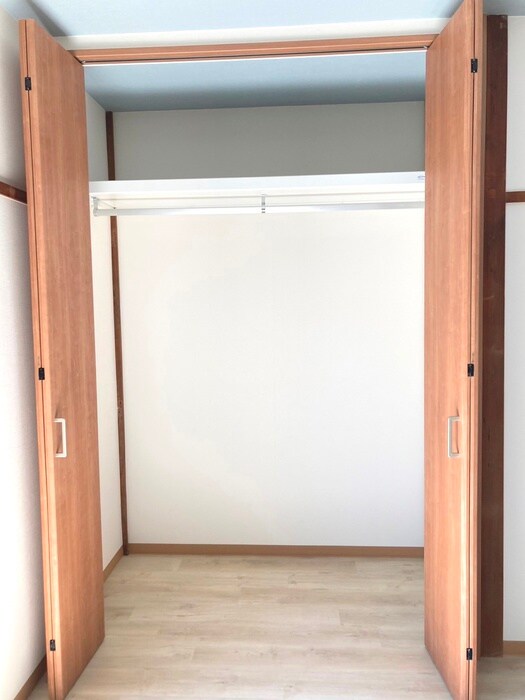 物件内観写真13　(収納)