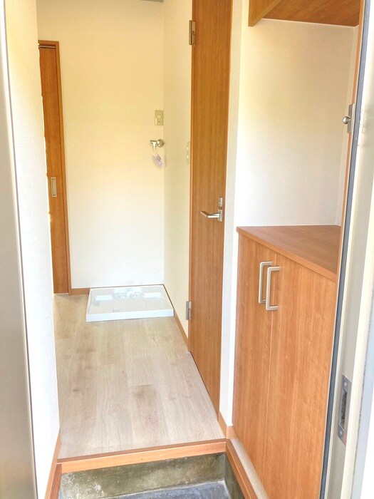 物件内観写真14　(玄関)