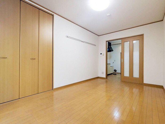 物件内観写真9　(居室)