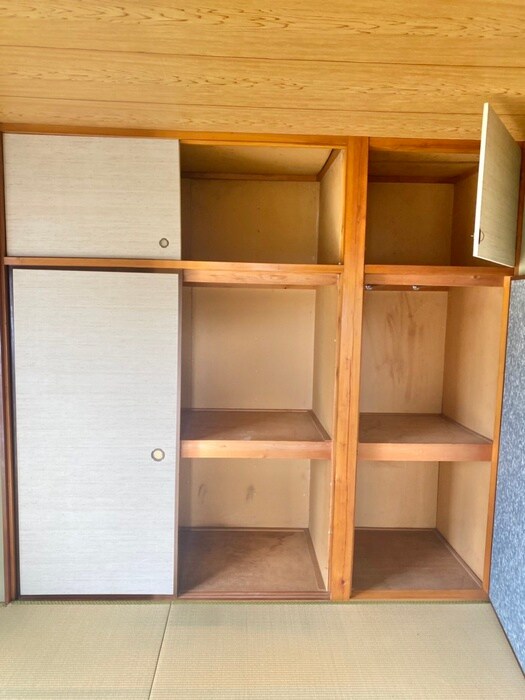 物件内観写真12　(収納)
