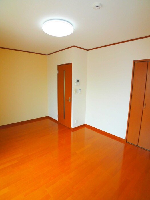 物件内観写真6　(居室)