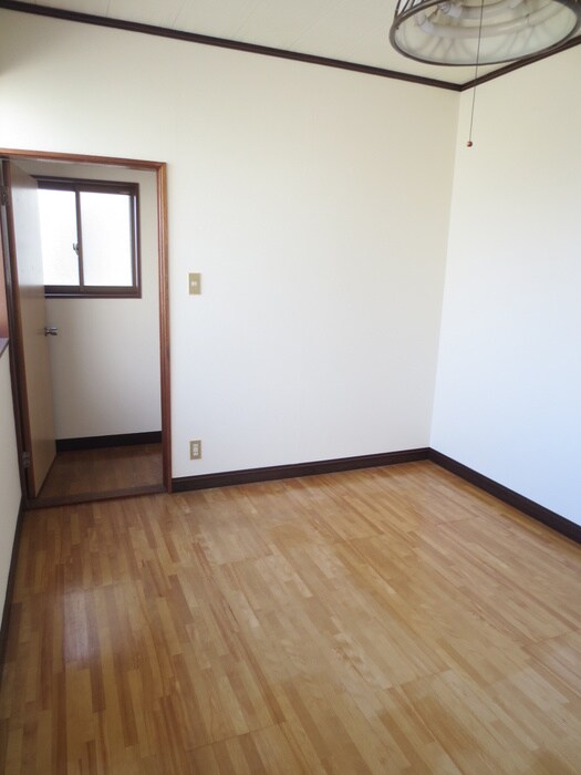 物件内観写真12　(居室)