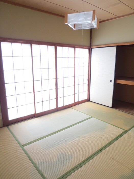 物件内観写真14　(居室)