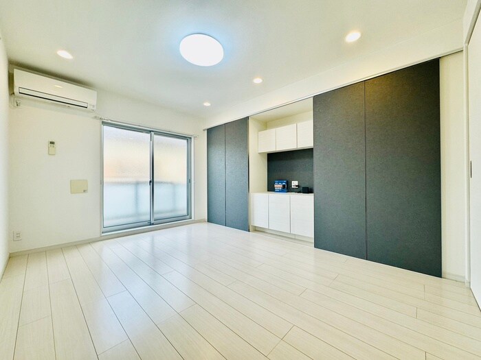 物件内観写真8　(居室)