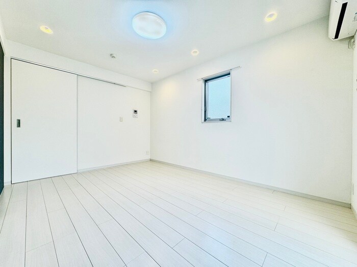 物件内観写真10　(居室)