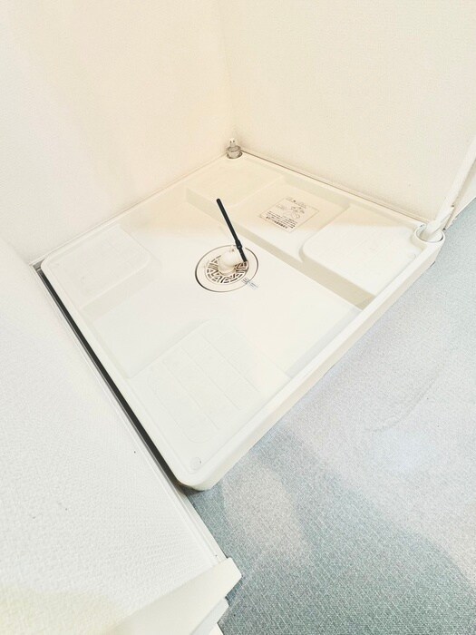 物件内観写真15　(洗濯機置場)