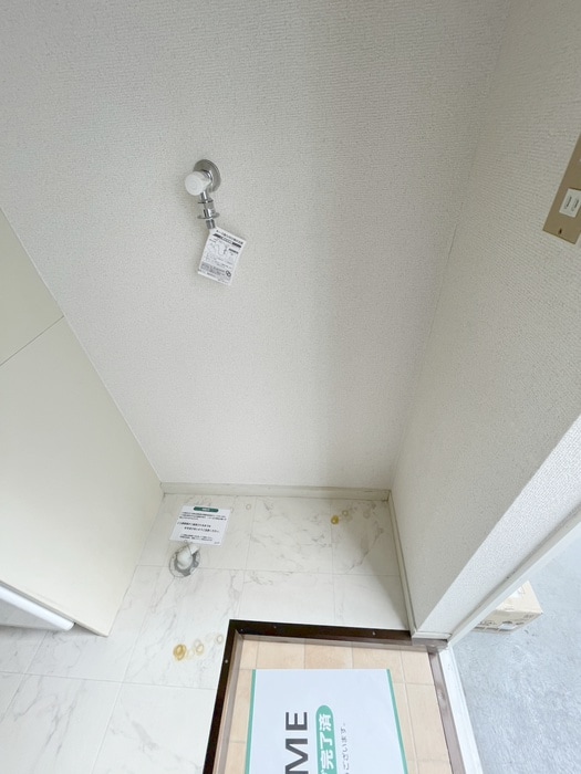 物件内観写真16　(洗濯機置場)