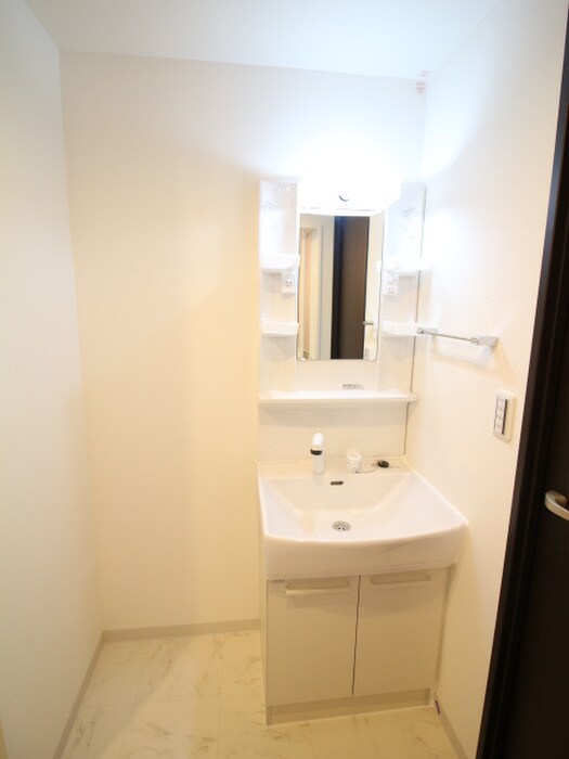 物件内観写真13　(洗面)