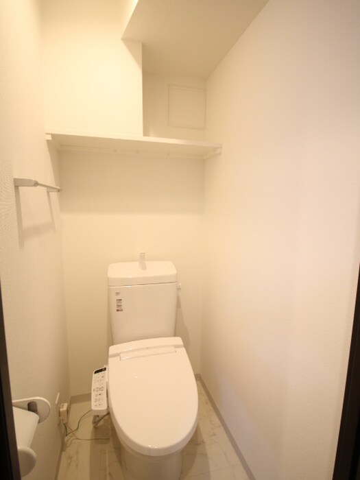 物件内観写真15　(トイレ)