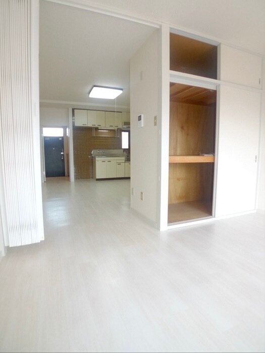 物件内観写真21　(居室)