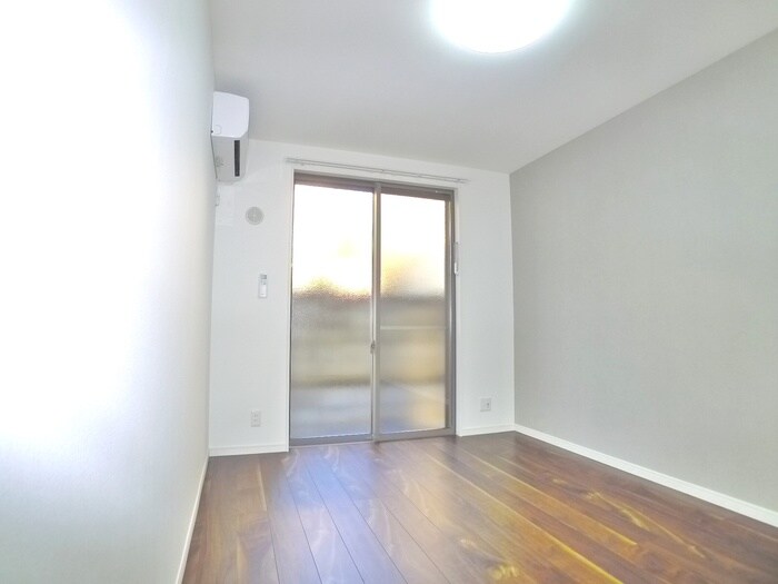 物件内観写真17　(居室)