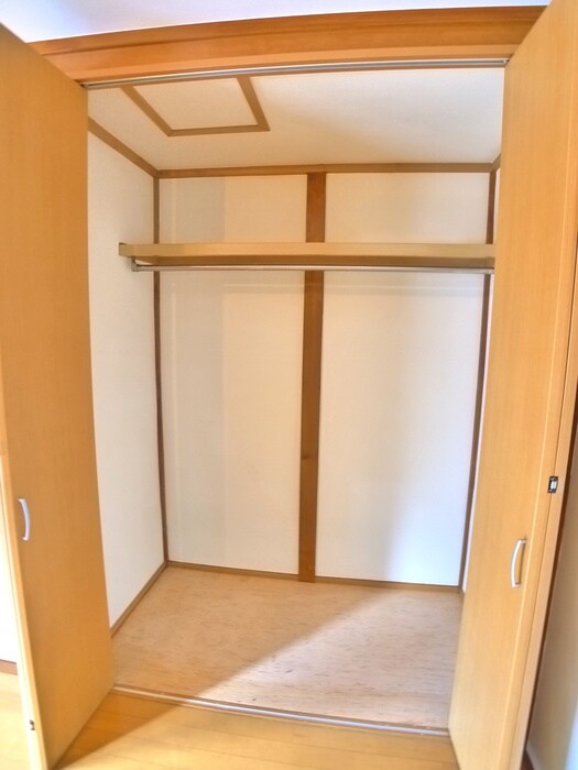 物件内観写真10　(収納)