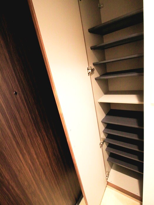 物件内観写真17　(靴箱)