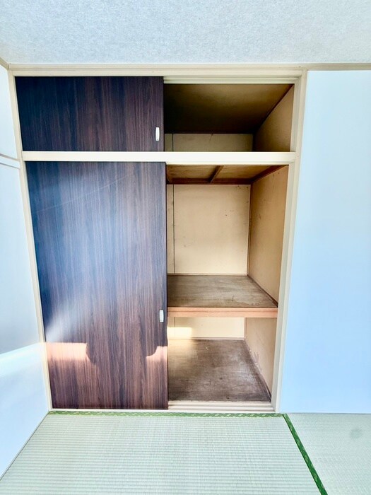 物件内観写真16　(収納)