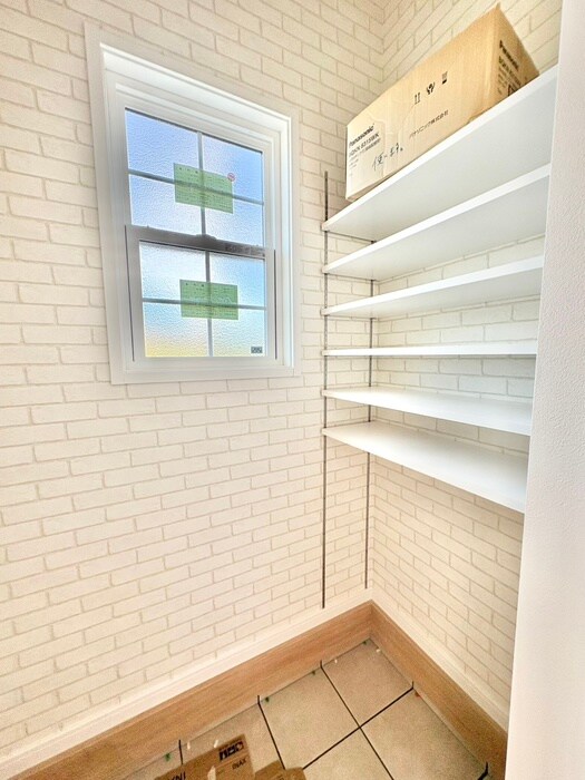 物件内観写真14　(靴箱)