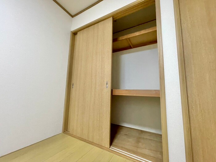 物件内観写真11　(収納)