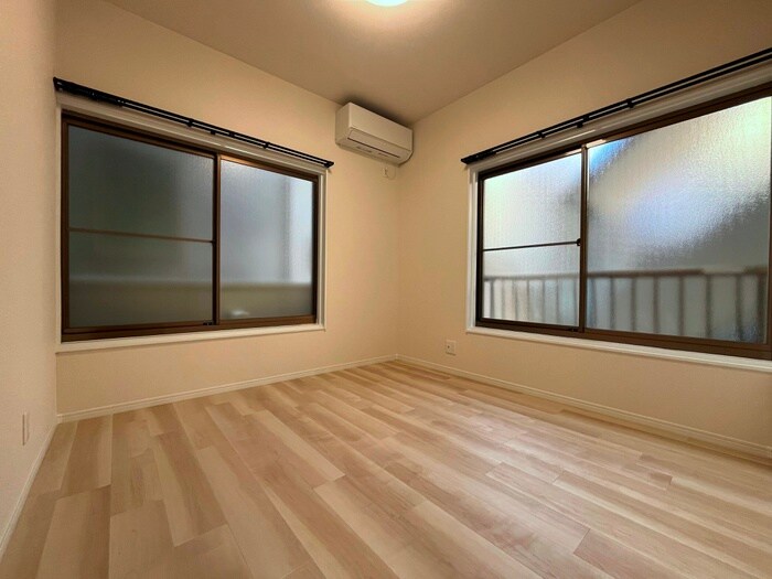 物件内観写真9　(居室)