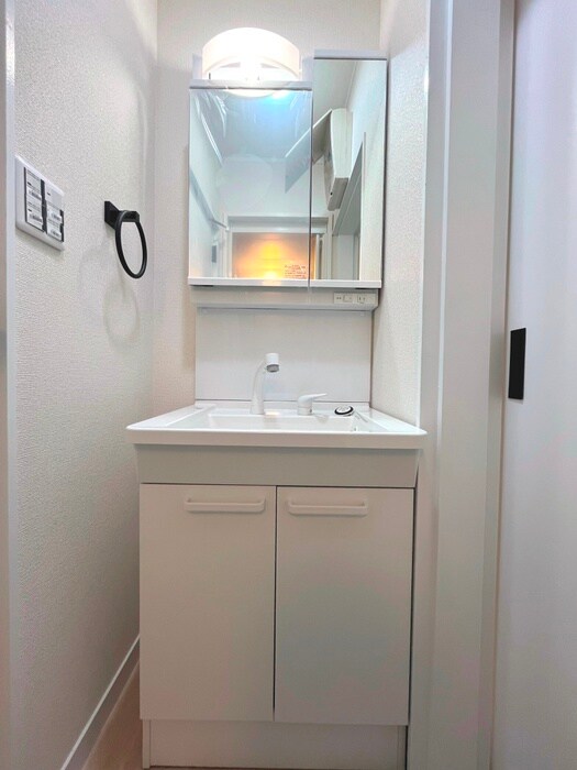 物件内観写真14　(洗面)