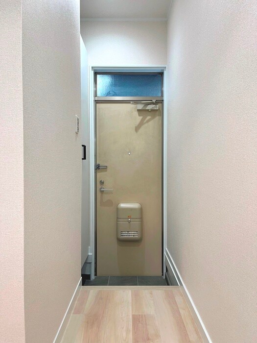 物件内観写真18　(廊下)