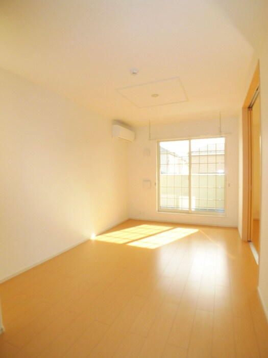 物件内観写真5　(居室)