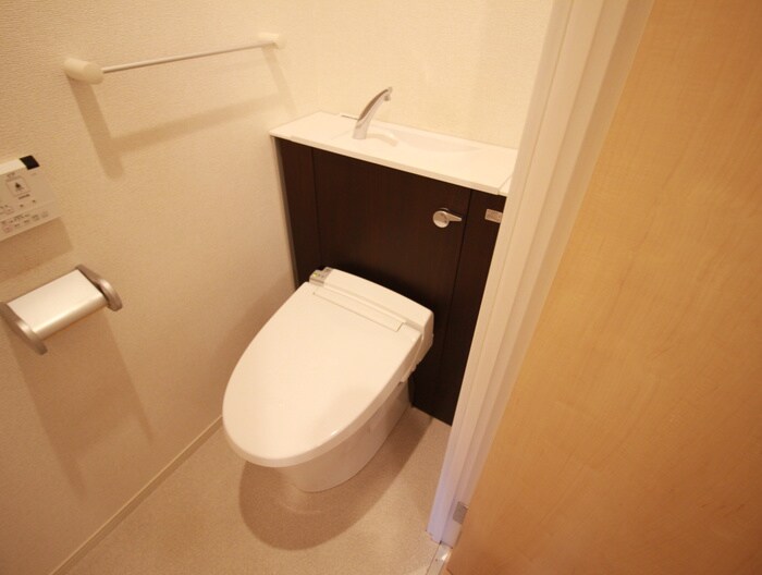 物件内観写真12　(トイレ)