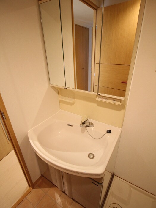 物件内観写真9　(洗面)