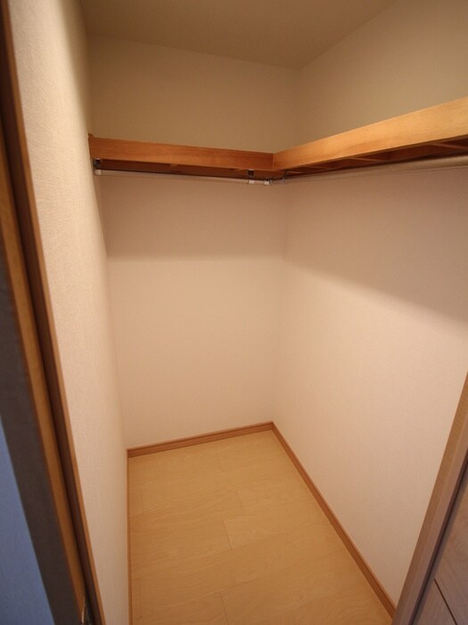 物件内観写真14　(収納)