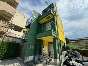 モンヴィラージュ外観写真